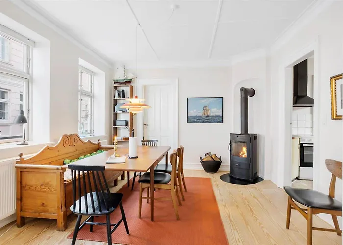 Ae208-aeroskobing-brogade-4 * Ærøskøbing